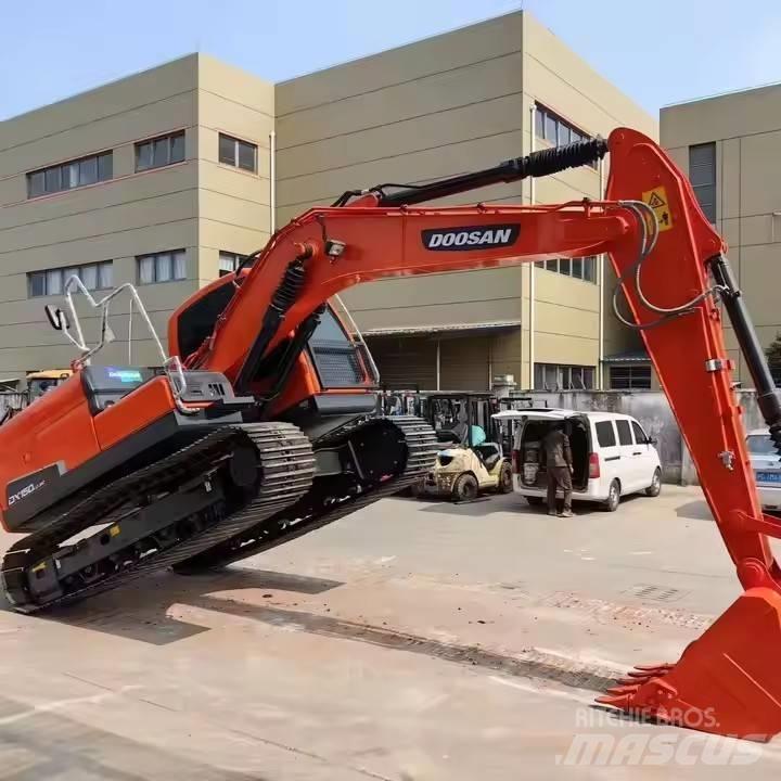 Doosan DX150 Гусеничные экскаваторы