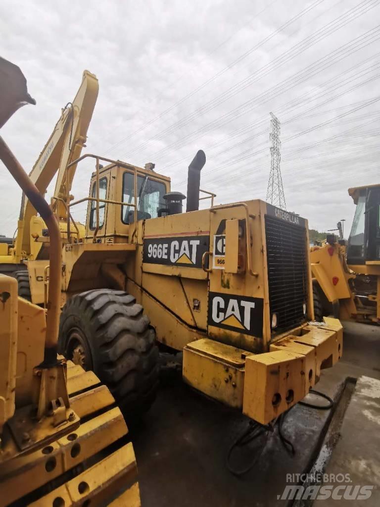 CAT 966E Фронтальные погрузчики