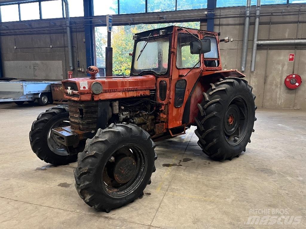Massey Ferguson 168 Трактора