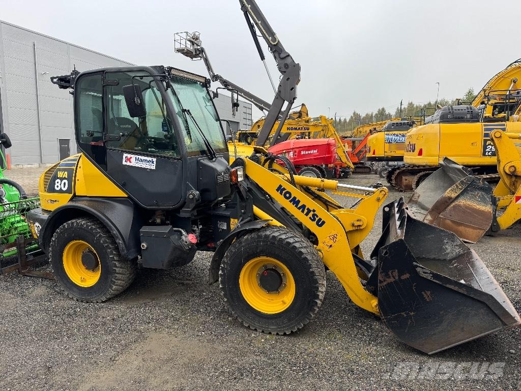 Komatsu WA 80-6 Фронтальные погрузчики