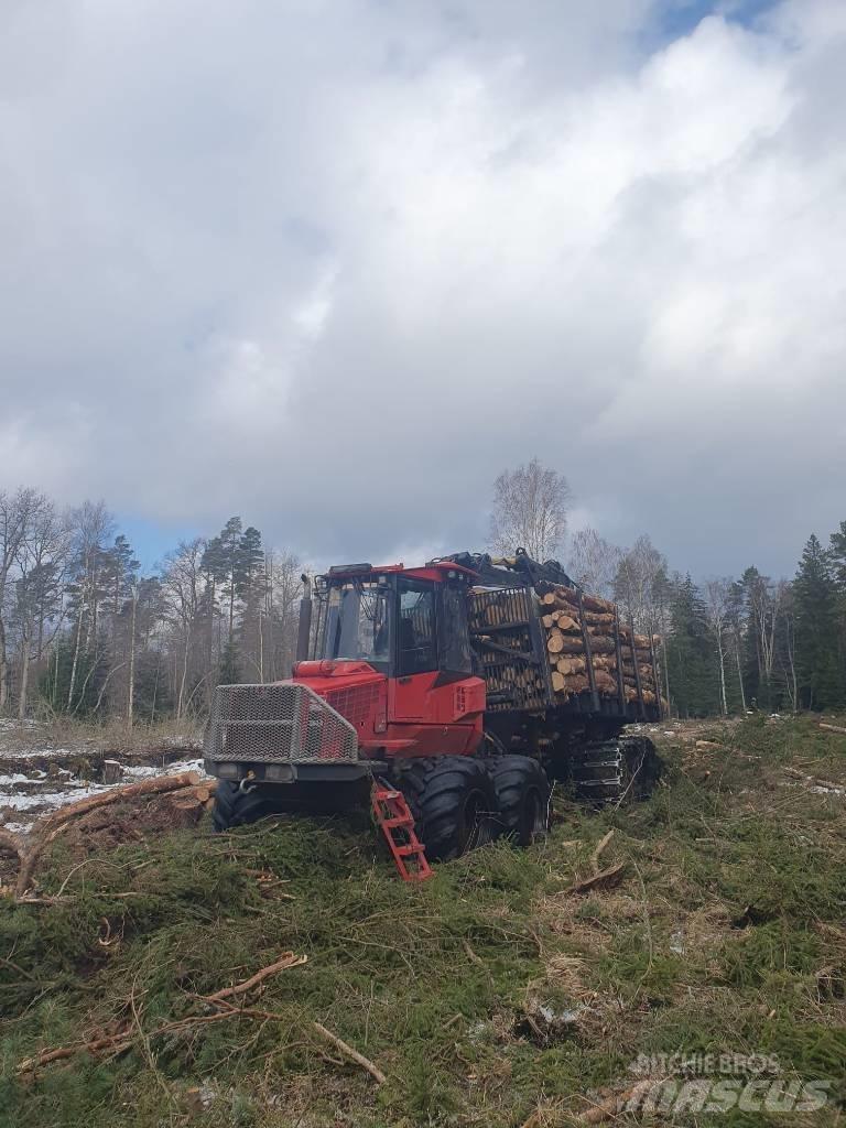 Komatsu 860.4 Форвардеры