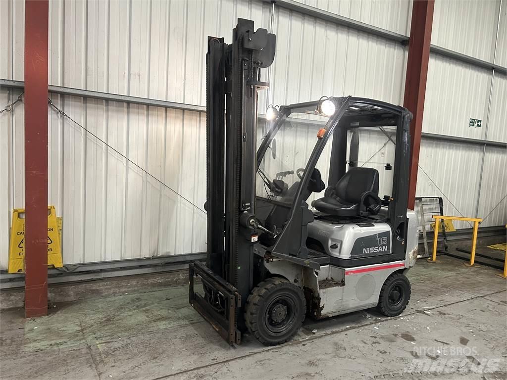 Nissan Y1D1A18Q Дизельные погрузчики