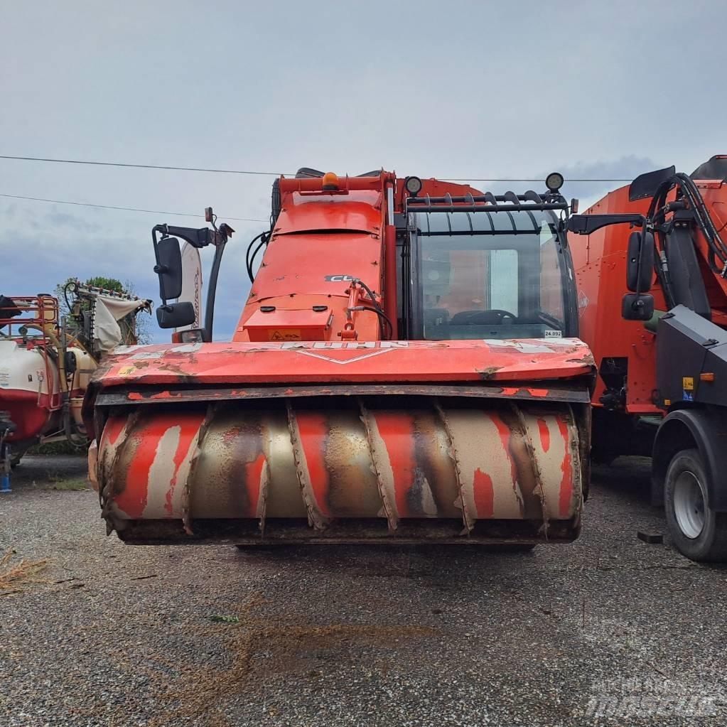 Kuhn SPW 27 Кормораздатчики