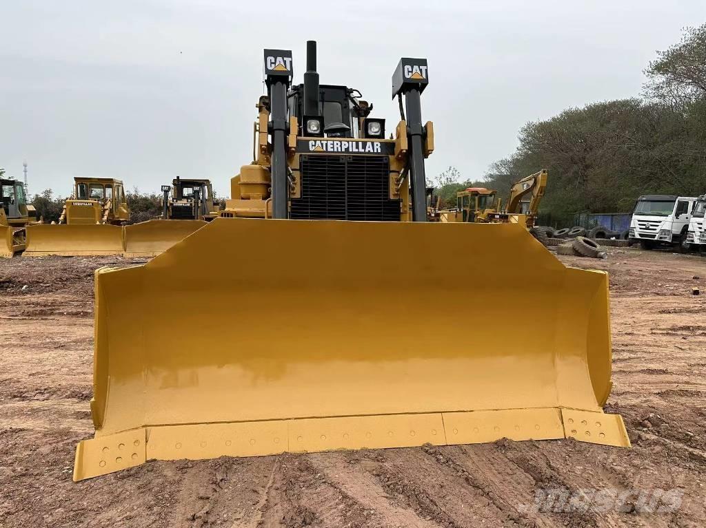 CAT D 8 R Гусеничные бульдозеры