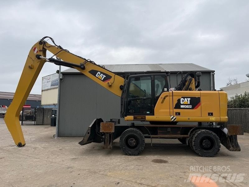 CAT MH 3022 Перегружатели металлолома/промышленные погрузчики