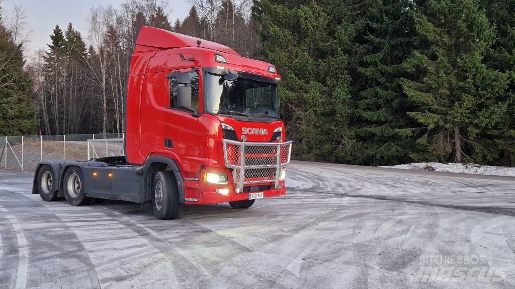 Scania HCT R560 6x4 Седельные тягачи