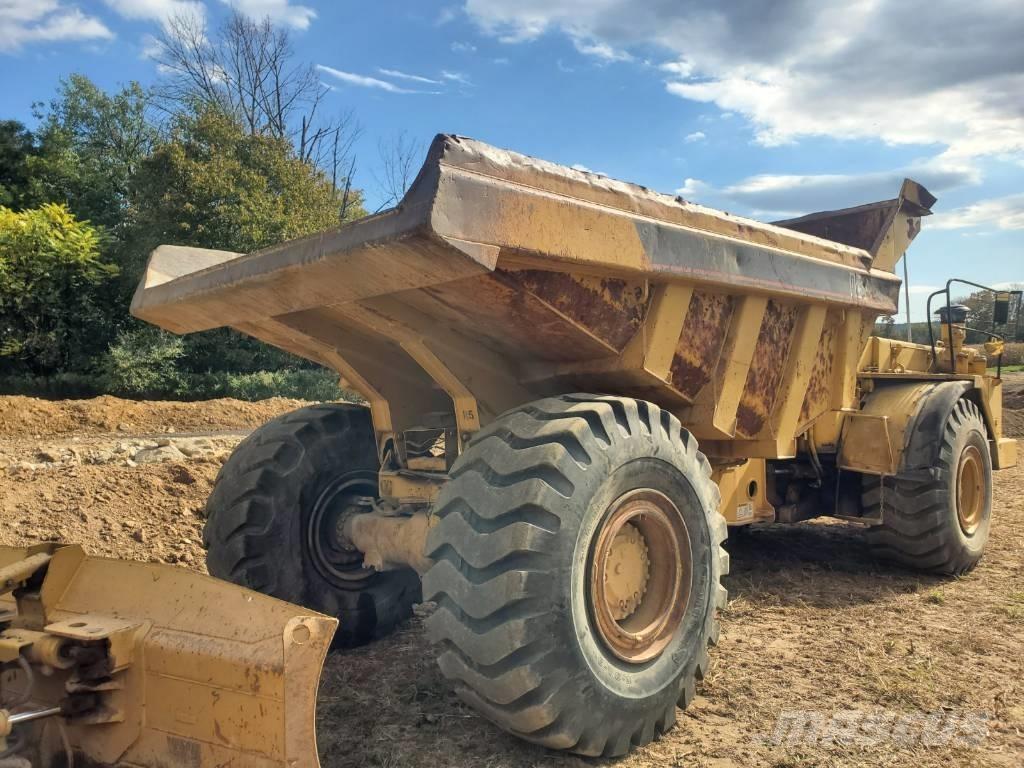 CAT D 25 D Шарнирно-сочленённые самосвалы