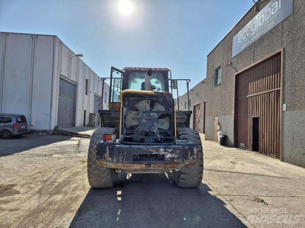 Komatsu WA 380-6 Фронтальные погрузчики
