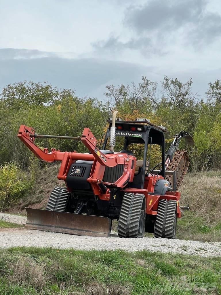 Ditch Witch RC120 Траншеекопатели