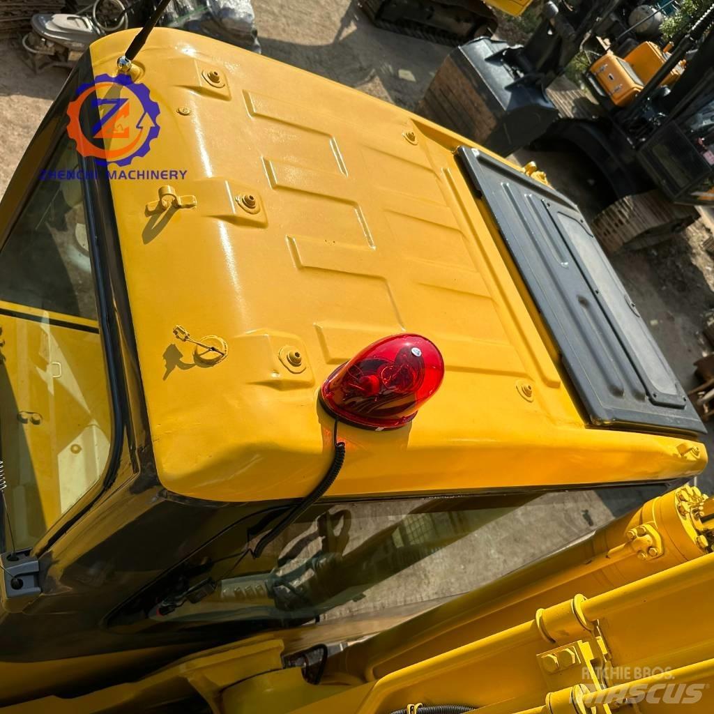 Komatsu PC 200 Гусеничные экскаваторы