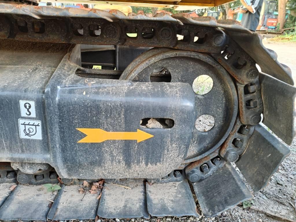 Komatsu PC 130 Гусеничные экскаваторы