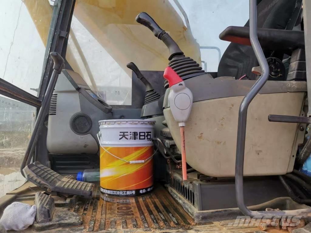 Komatsu pc220-8 Гусеничные экскаваторы