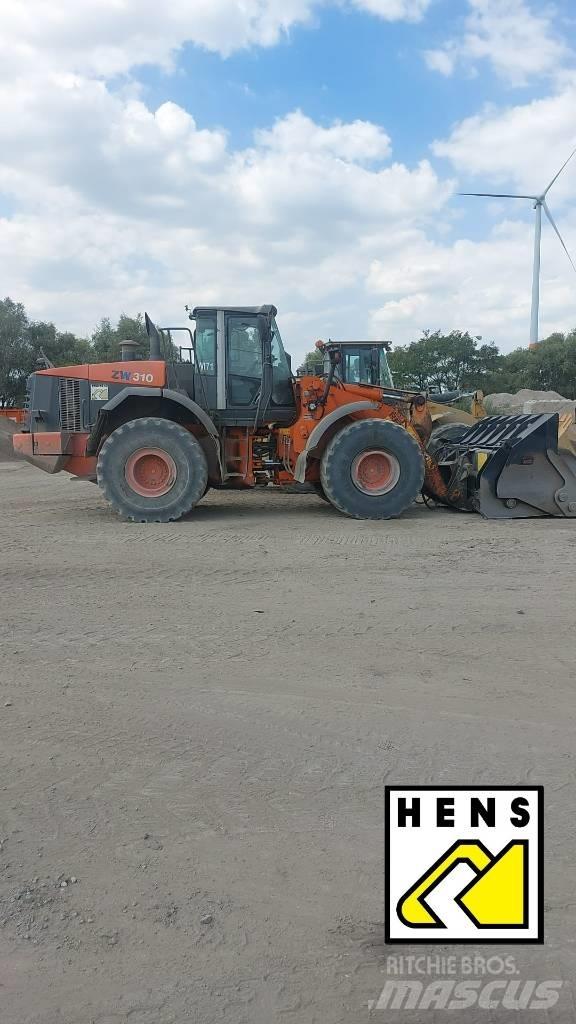 Hitachi ZW 310 Шарнирно-сочленённые самосвалы