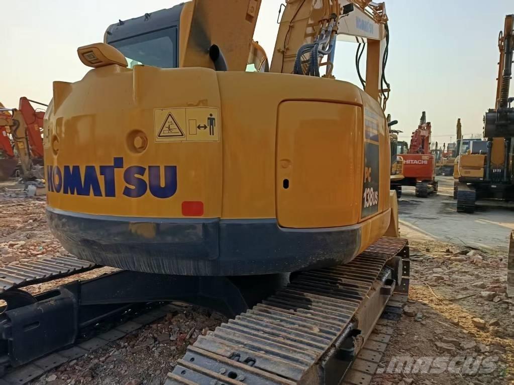 Komatsu PC138 Малые экскаваторы 7т-12т