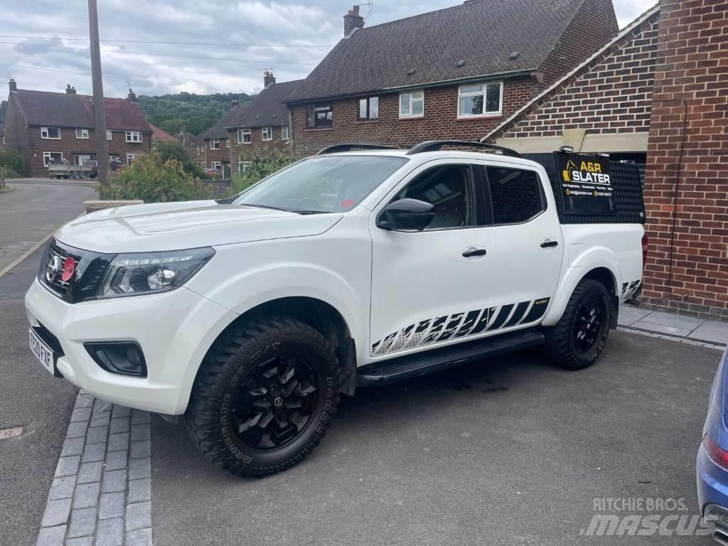 Nissan Navara Легковые автомобили