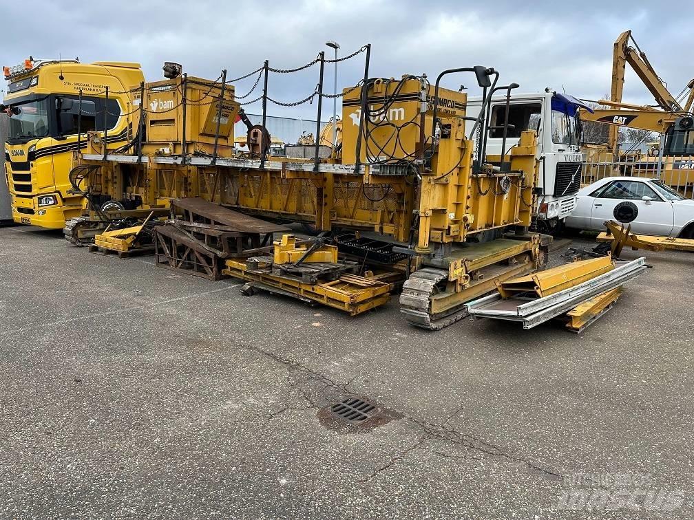 Gomaco TC 600 Бетоноукладчики