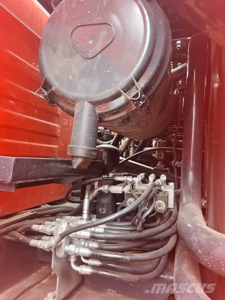 Doosan DX 225 Гусеничные экскаваторы