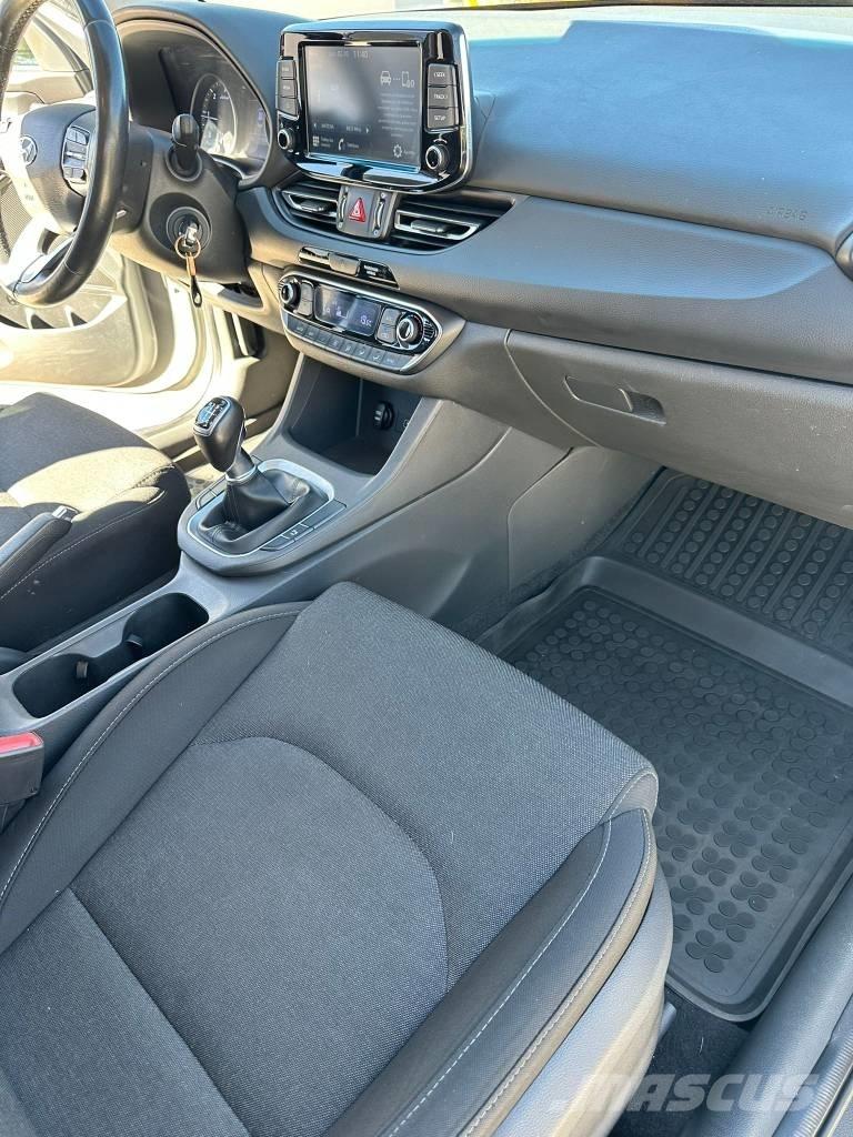 Hyundai I30 Легковые автомобили