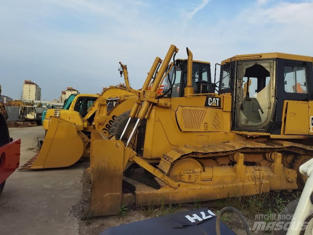 CAT D 6 G Гусеничные бульдозеры