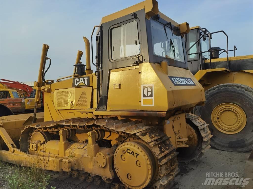 CAT D 6 G Гусеничные бульдозеры