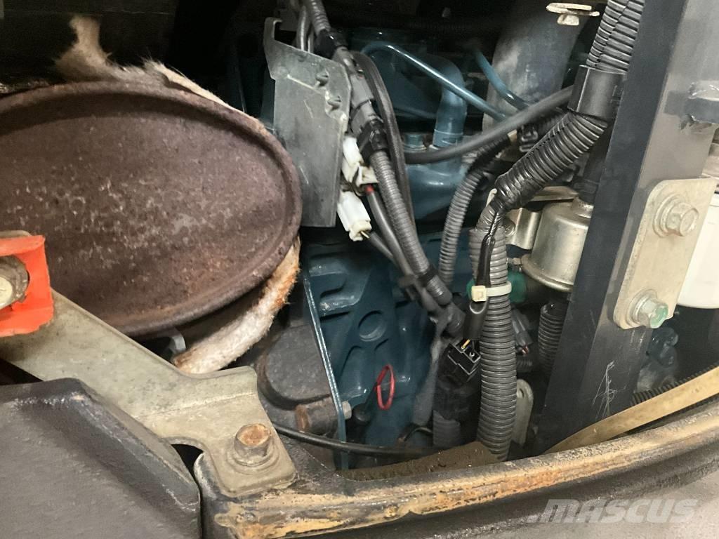 Kubota U 27-4 Мини-экскаваторы