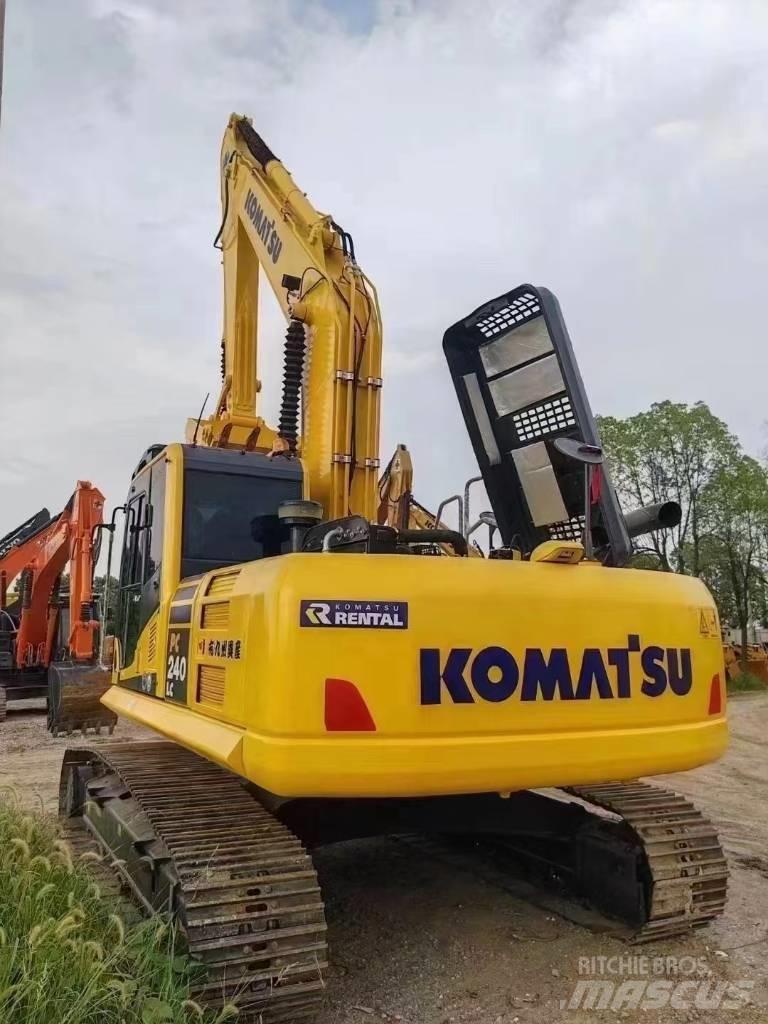 Komatsu 240LC-8 Гусеничные экскаваторы