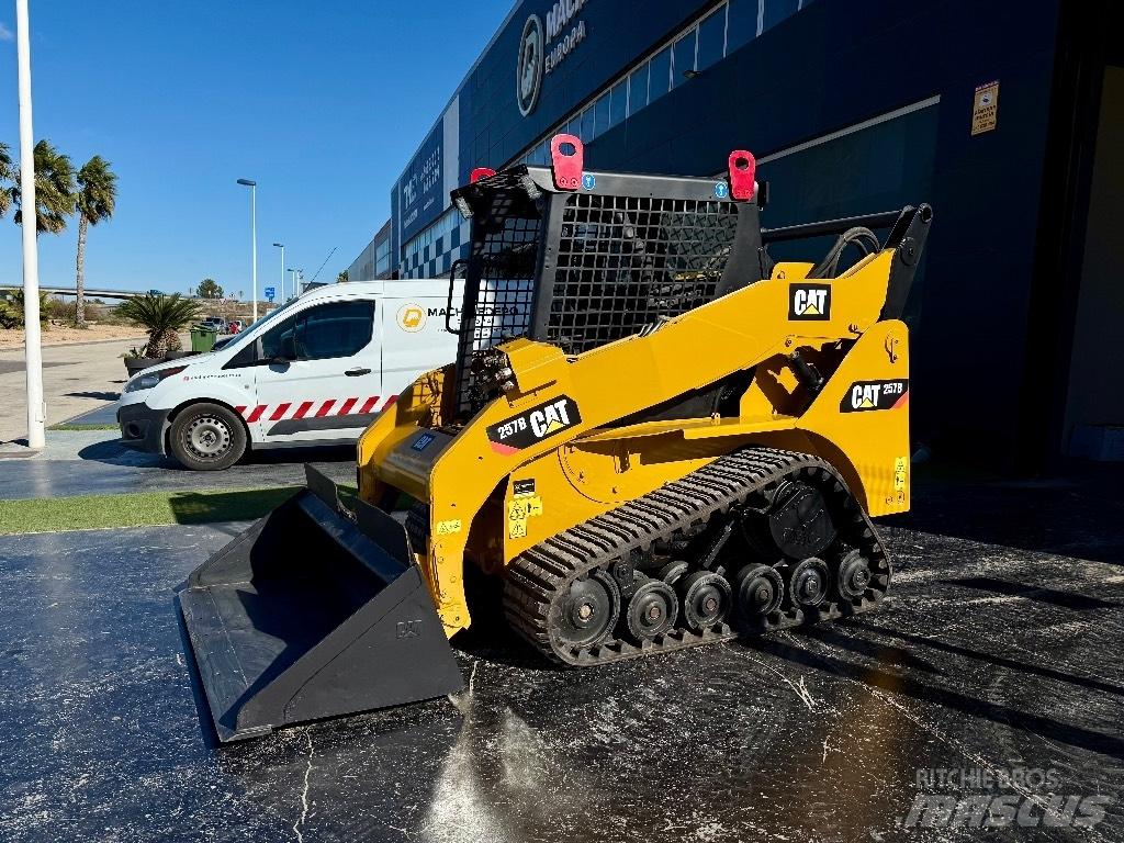 CAT 257 B Гусеничные фронтальные погрузчики