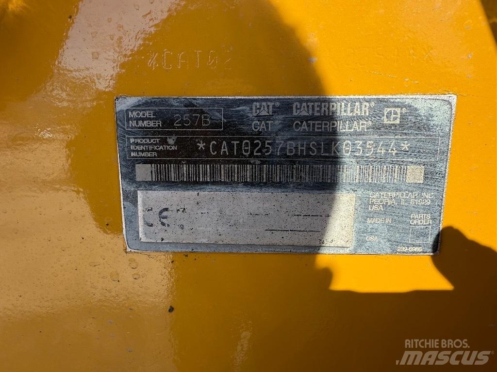 CAT 257 B Гусеничные фронтальные погрузчики