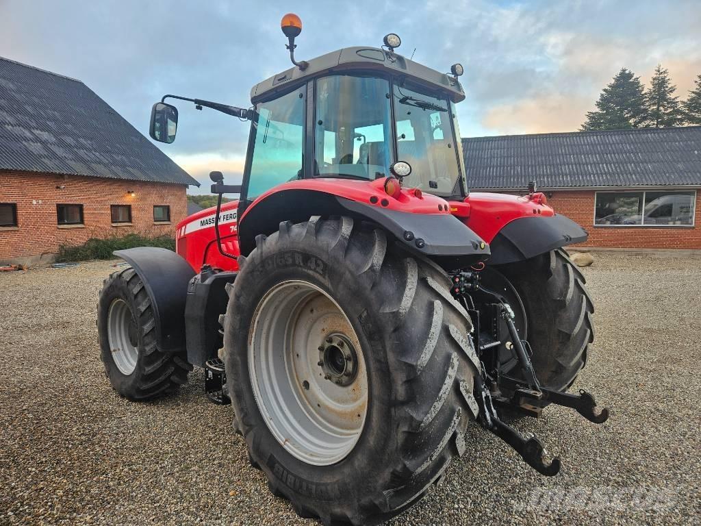 Massey Ferguson 7495 Трактора