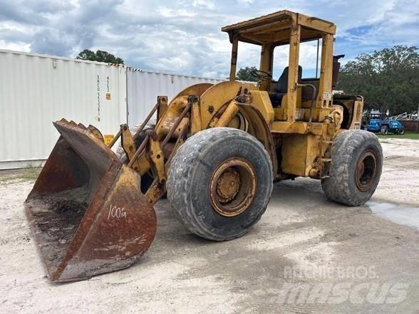CAT 950 Фронтальные погрузчики