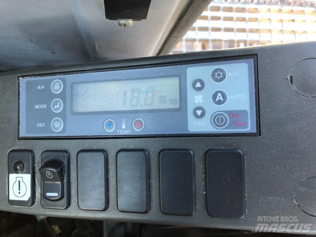Kobelco E 305 Гусеничные экскаваторы