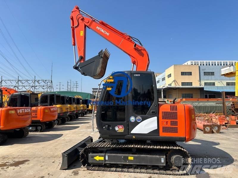 Hitachi ZX70 Гусеничные экскаваторы