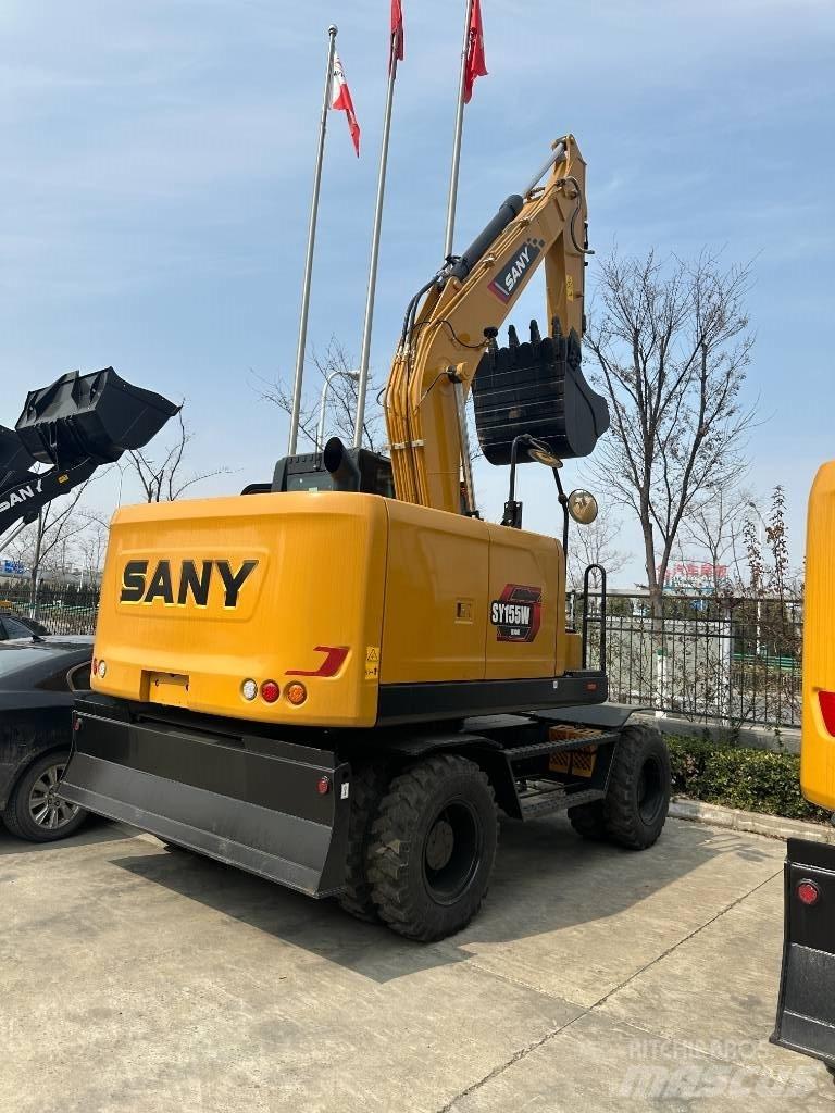 Sany SY65W Колёсные экскаваторы