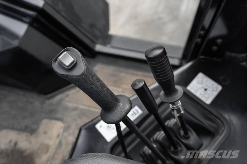 Manitou M 30-4 Дизельные погрузчики