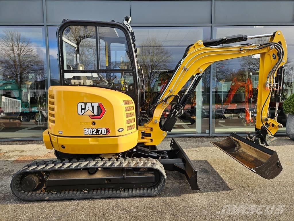 CAT 302.7 CR Мини-экскаваторы