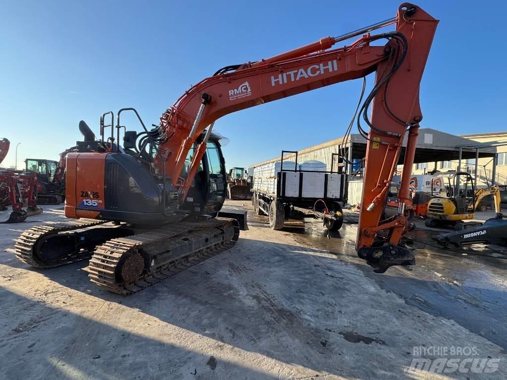 Hitachi ZX 135 US-6 Гусеничные экскаваторы