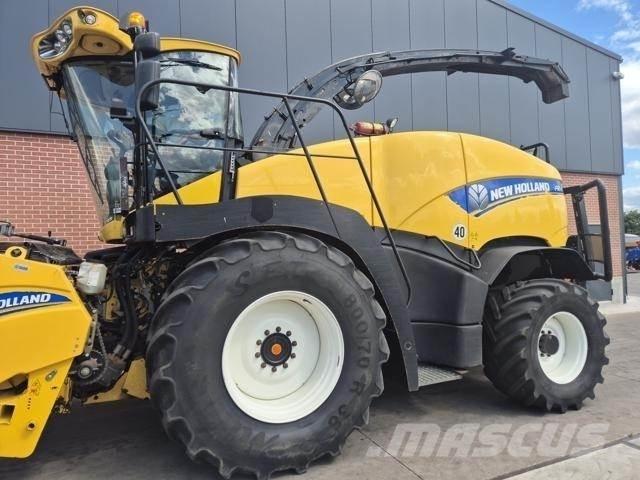 New Holland FR700 Самоходные кормоуборочные комбайны