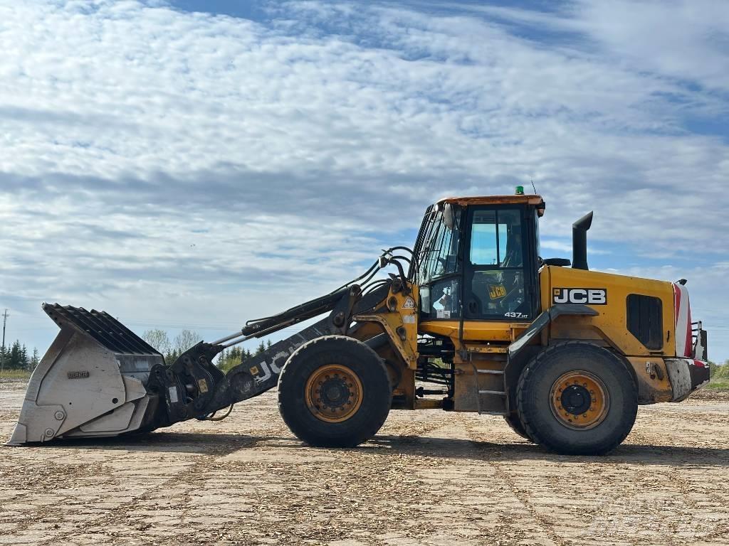 JCB 437 HT Фронтальные погрузчики