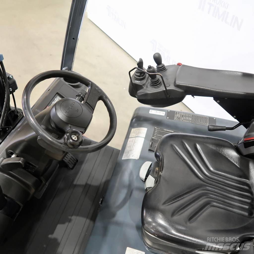 Toyota 8FBMKT25 Электропогрузчики