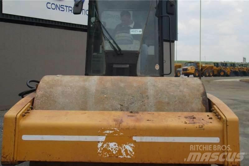 CAT CS76XT Комбинированные катки