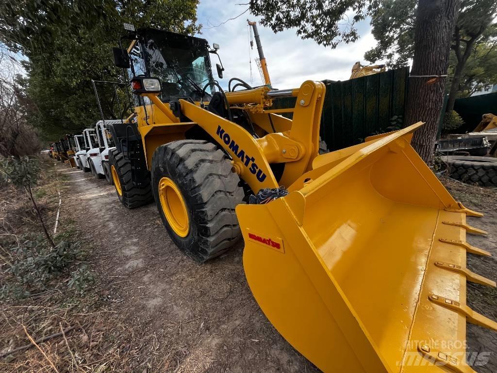 Komatsu WA 380-3 Фронтальные погрузчики