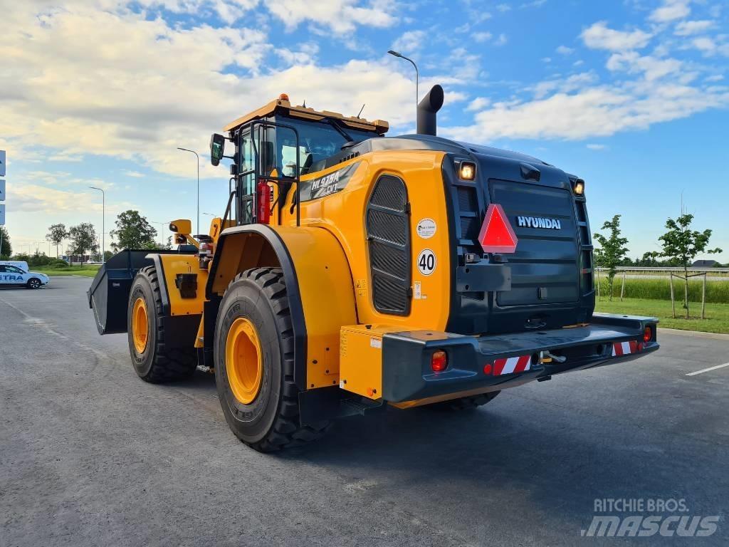 Hyundai HL975A CVT Фронтальные погрузчики