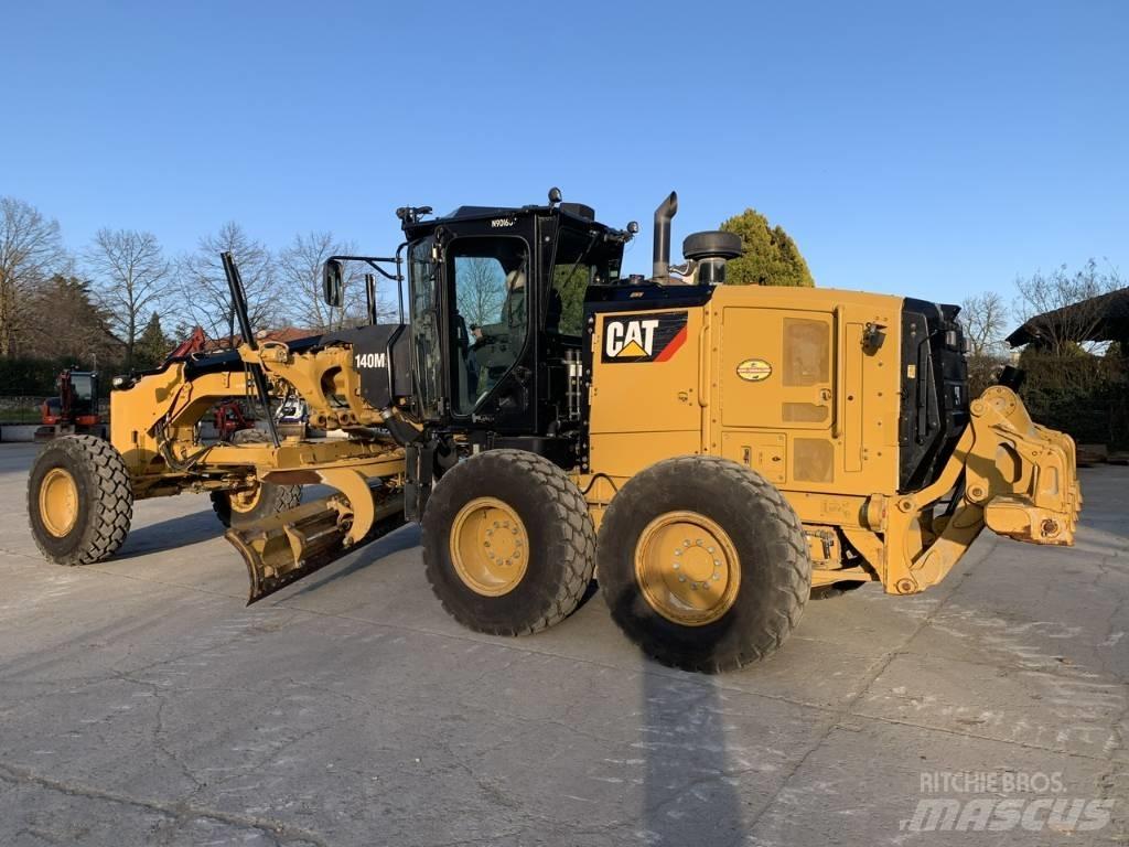 CAT 140 M 3 Грейдеры