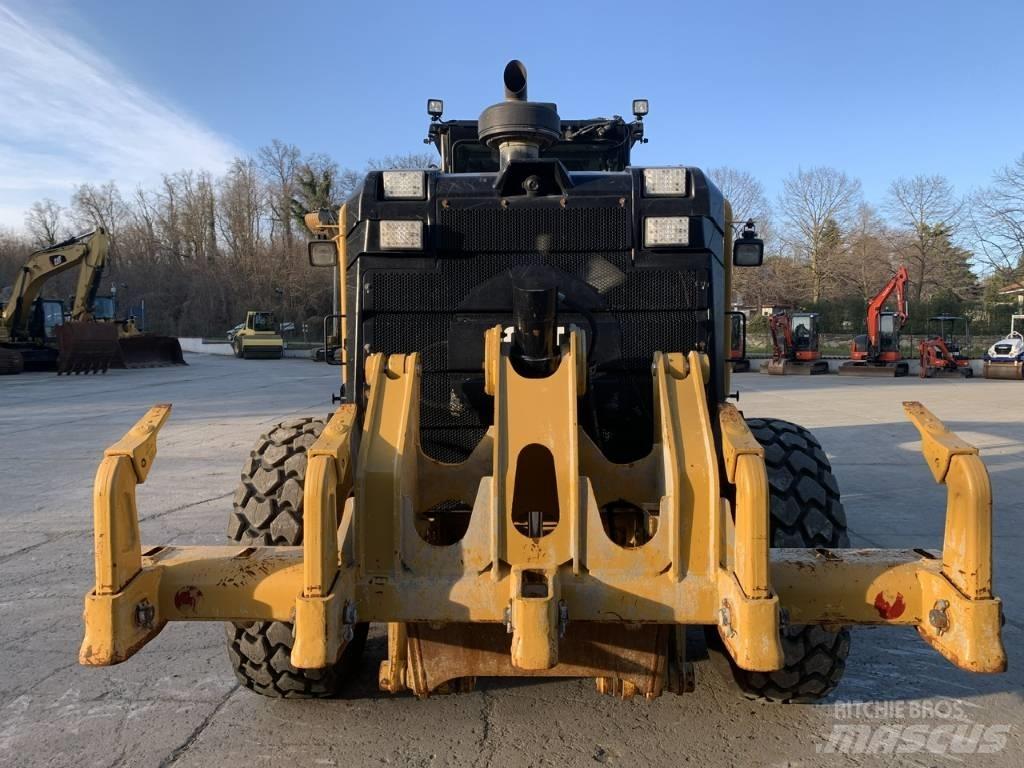 CAT 140 M 3 Грейдеры