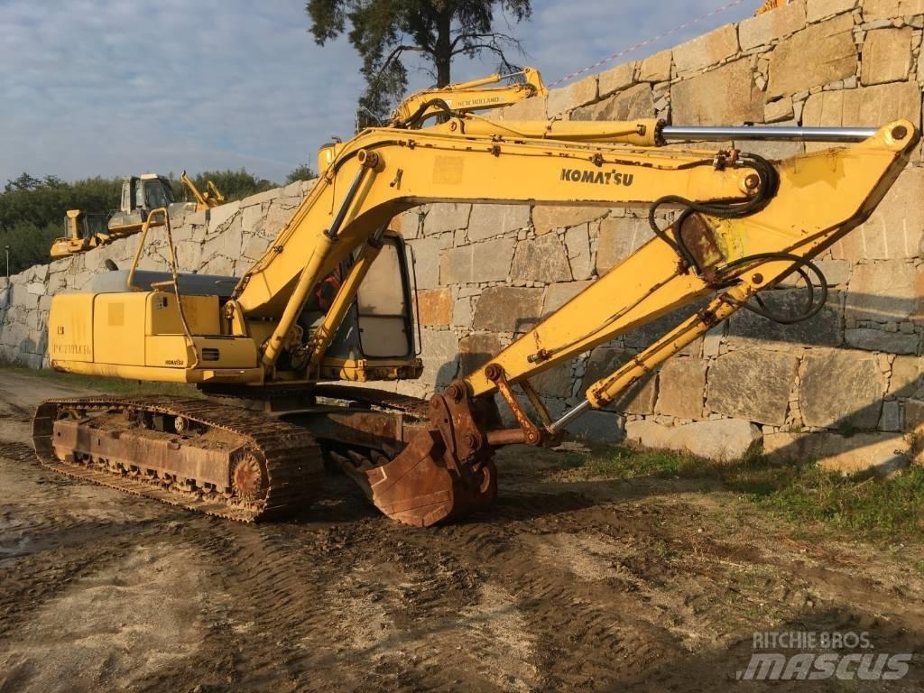 Komatsu PC210LC-6K Гусеничные экскаваторы