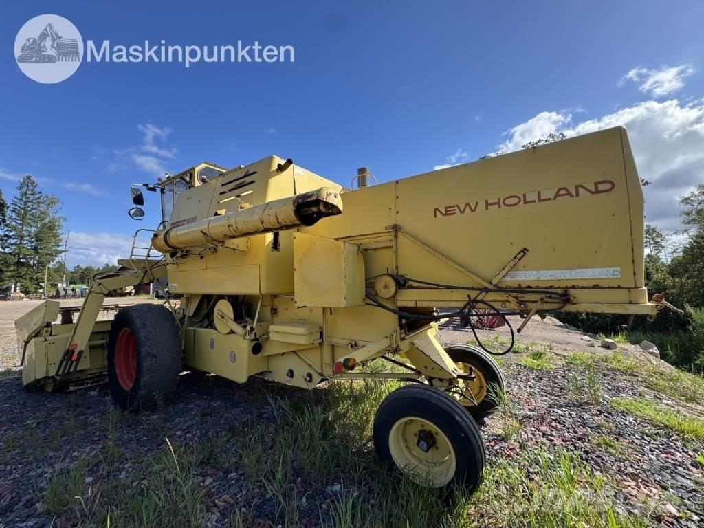 New Holland 1530 Зерноуборочные комбайны