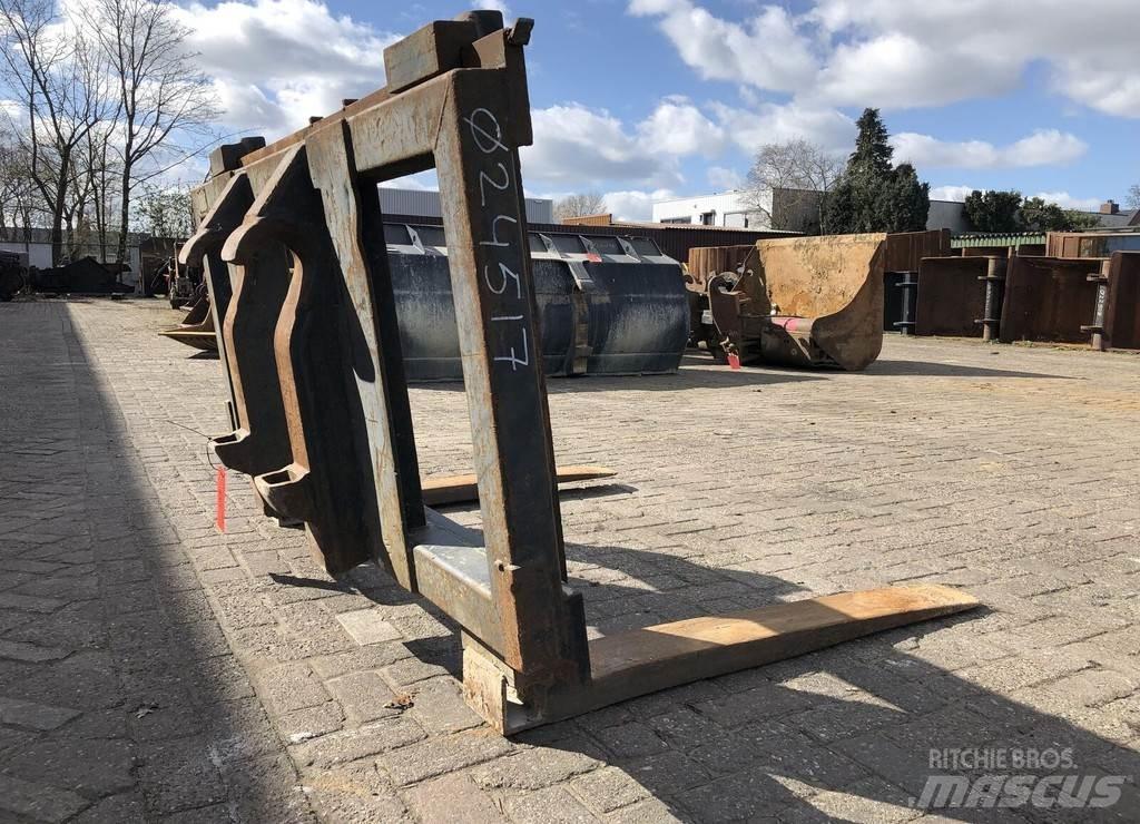  Onbekend PS-4-2000 Паллетные вилы