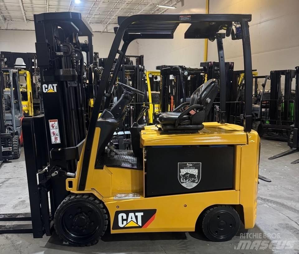 CAT EC30N2 Электропогрузчики