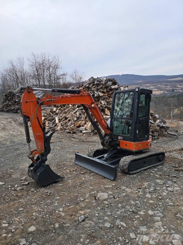 Hitachi ZX35 Мини-экскаваторы