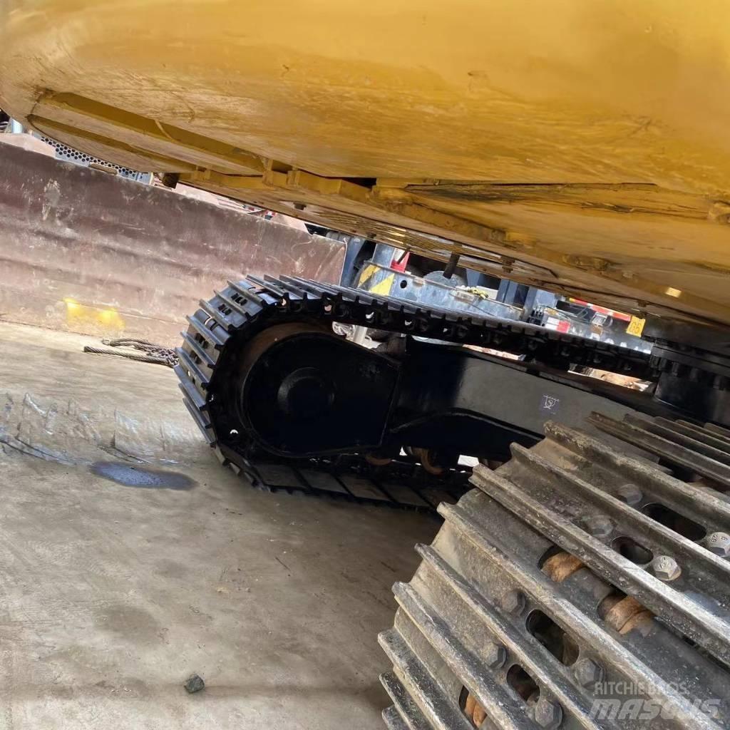 CAT 320 GC Гусеничные экскаваторы